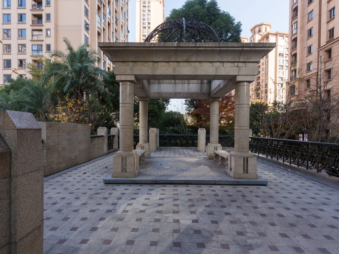 Radiant Clear Villa - Photo 17