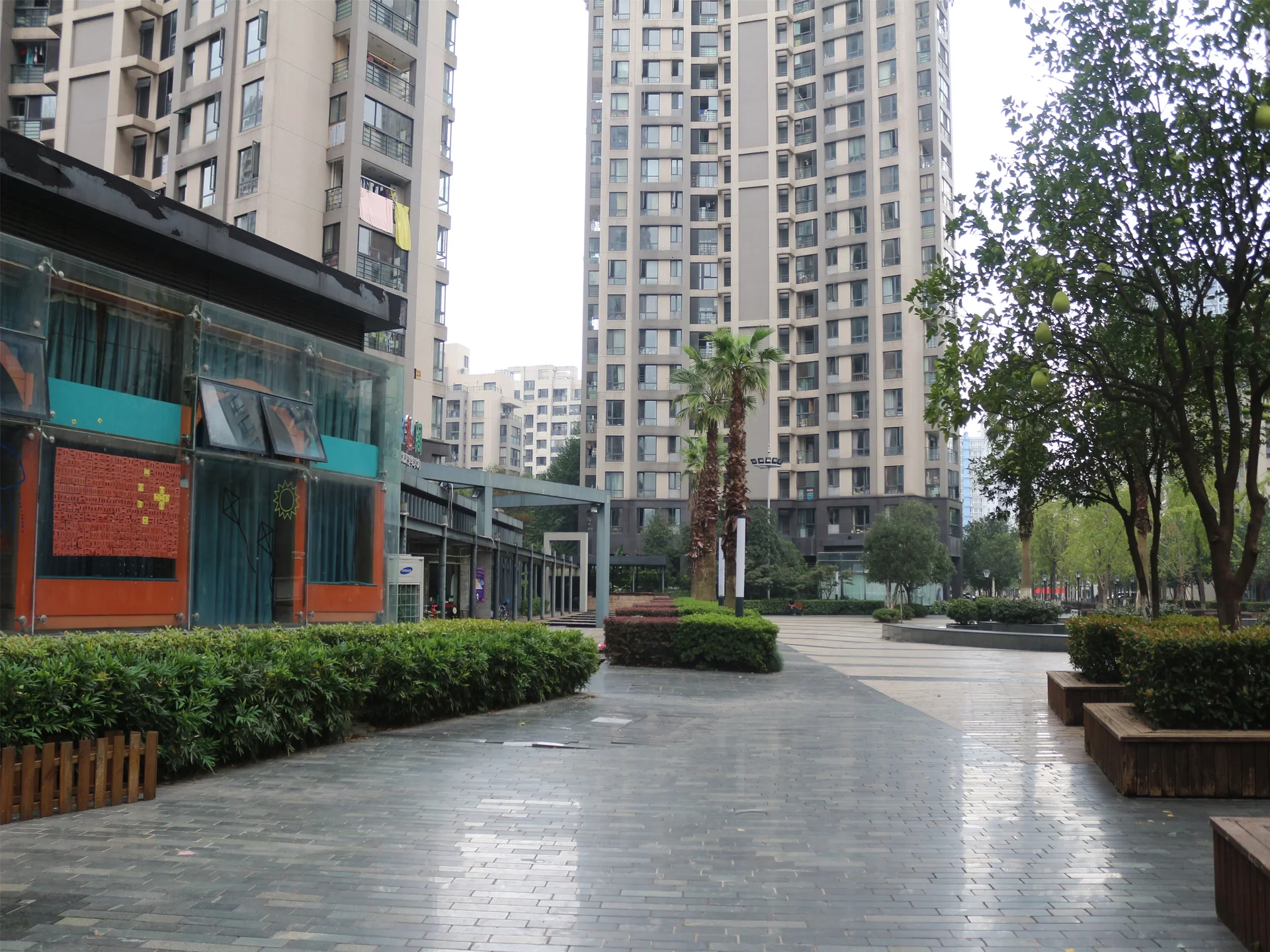 Rainbow city - Photo 12