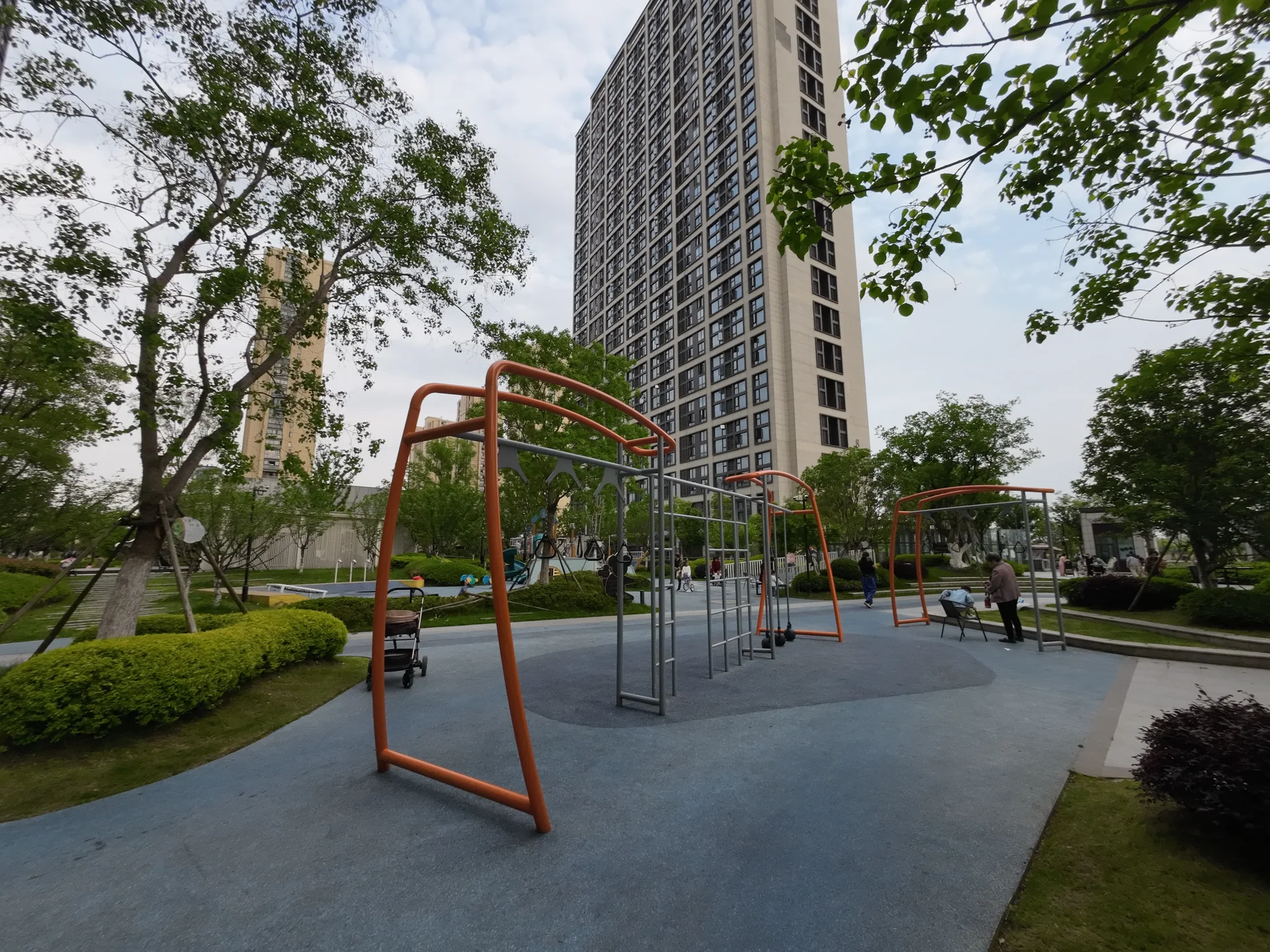 World Imperial Noble Manor - Photo 4