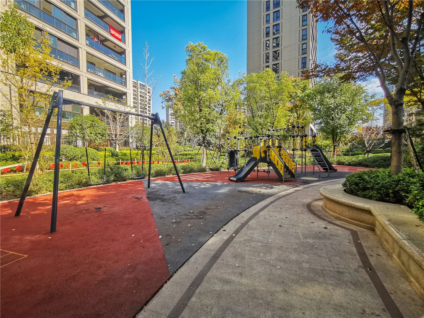 Riverside City - Photo 26