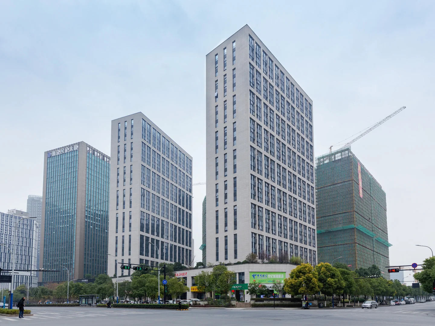 Crystal Century - Photo 4