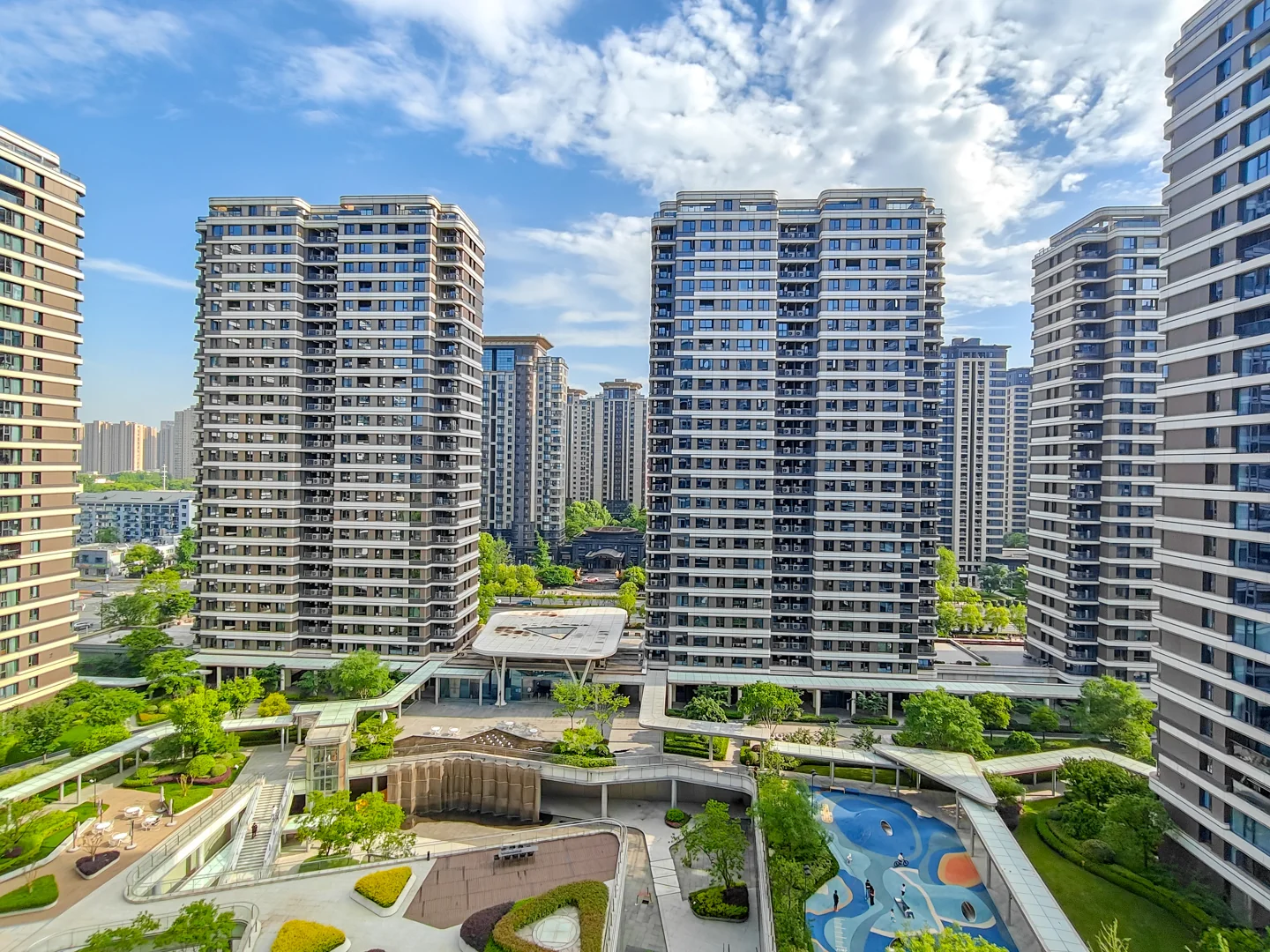 RX Hangzhou Century - Photo 1