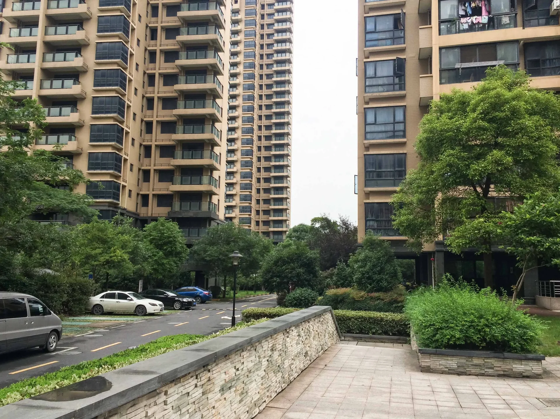 Riverside Harmony Garden - Photo 2