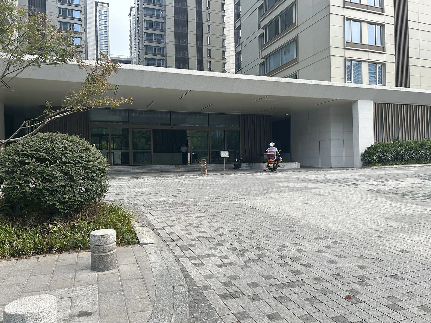 Poly Skyline Court - Photo 9