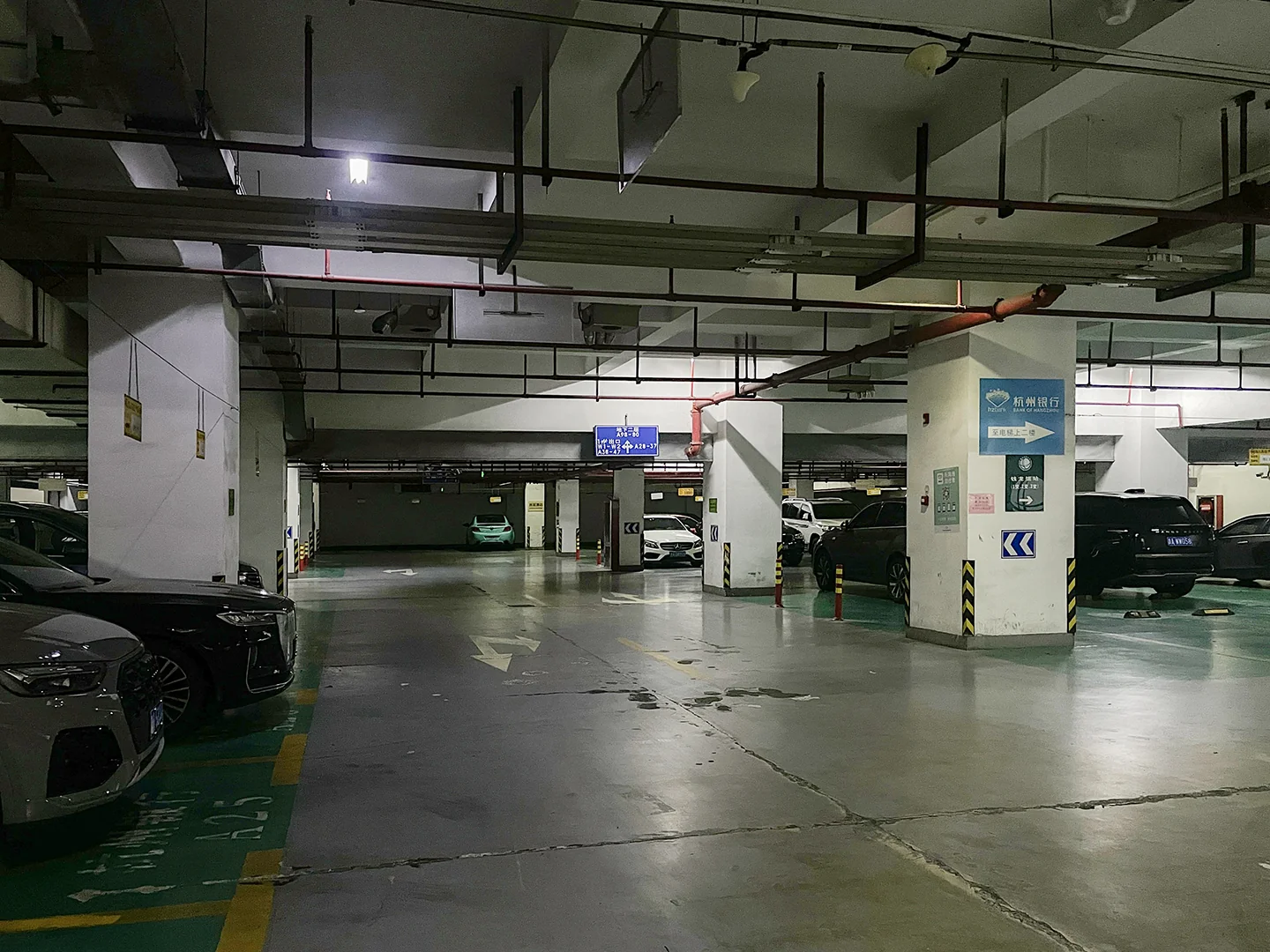 Qianlong Mansion - Photo 11