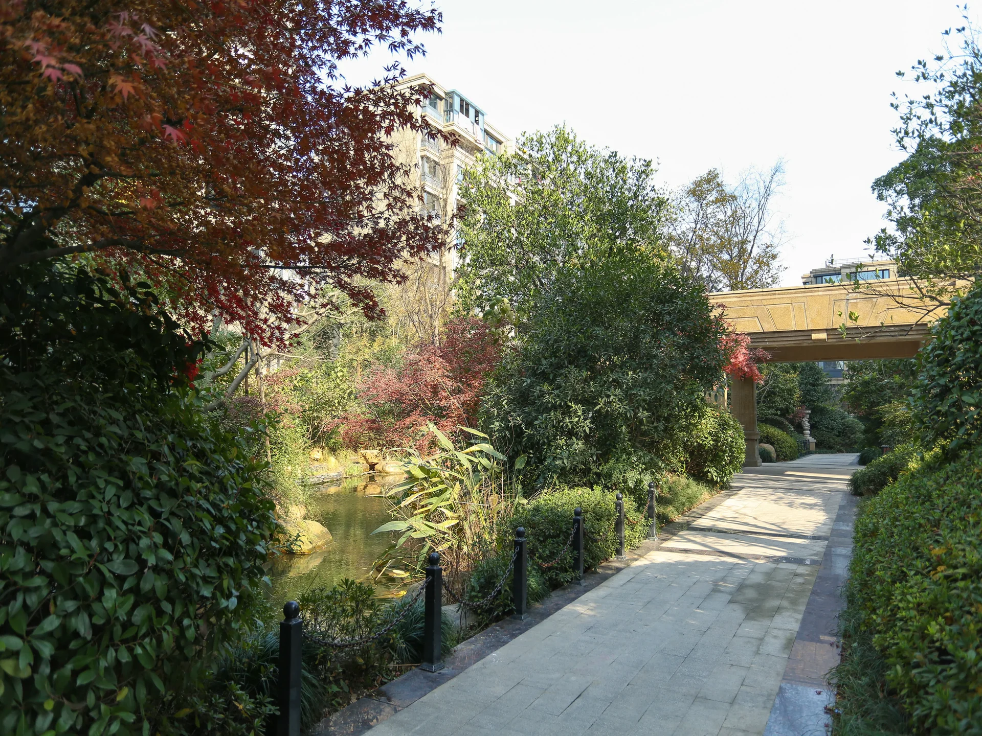 Secluded Residence - Photo 21