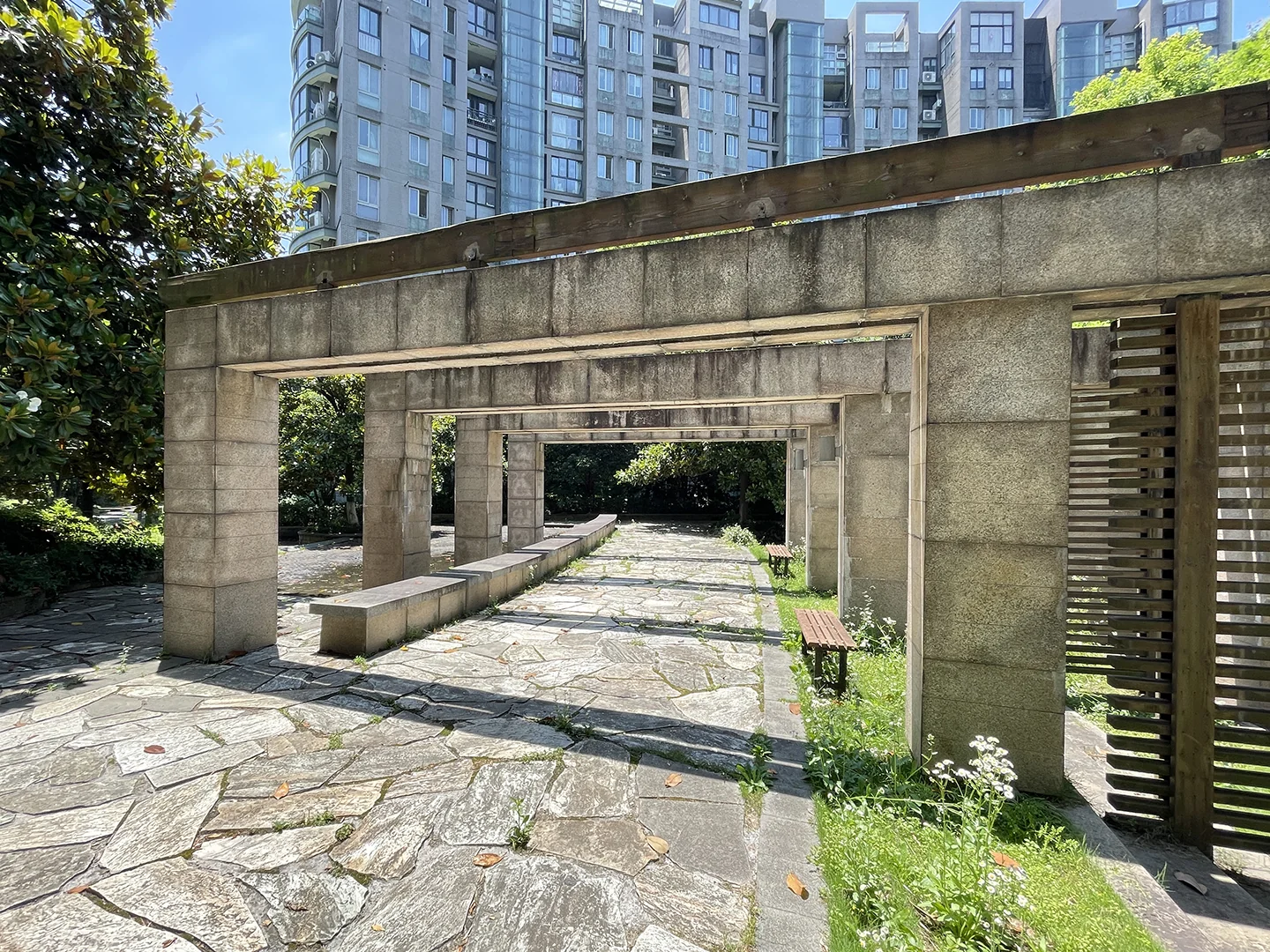 South Bank - Photo 18