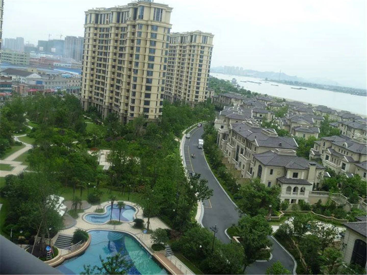 Tulip Shore - Photo 17