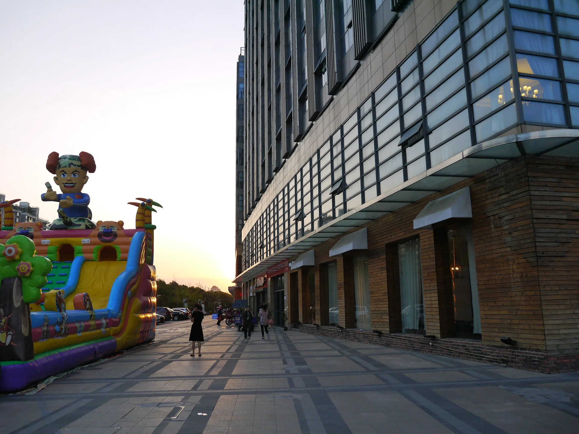 Wuzhou International Square - Photo 9