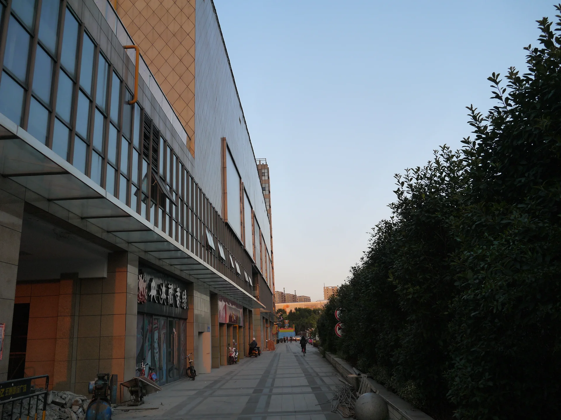 Wuzhou International Square - Photo 8