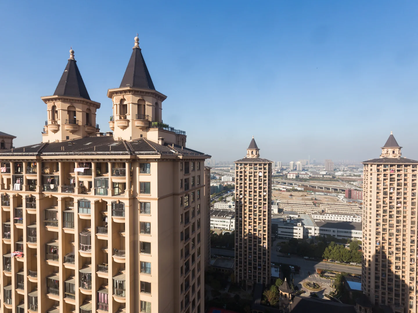 Radiant Clear Villa - Photo 8