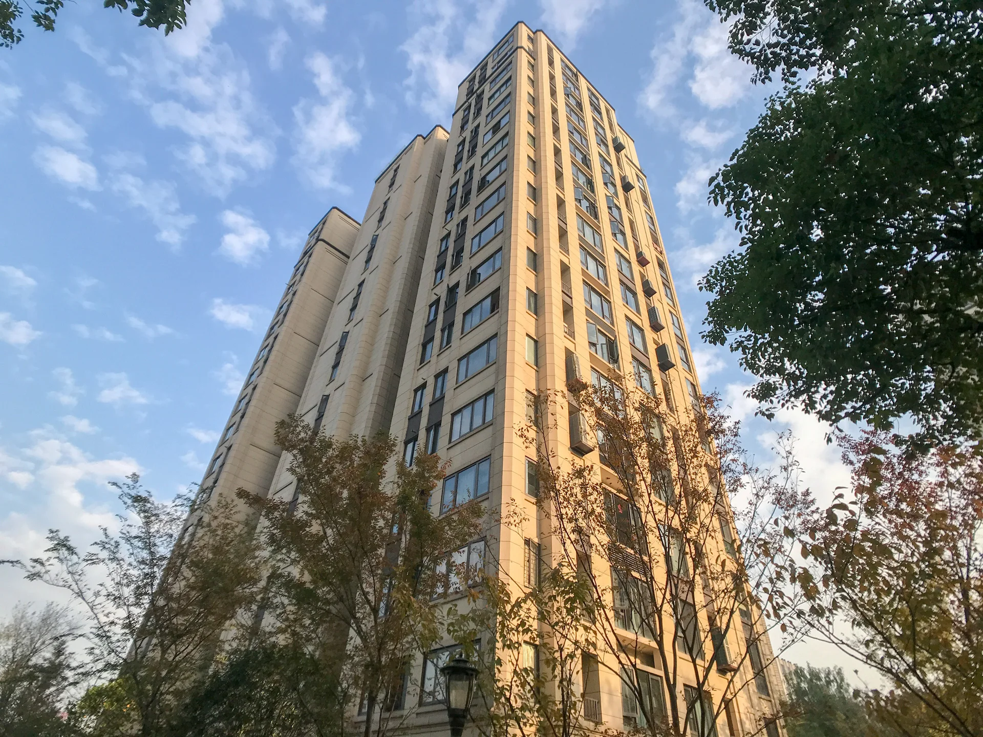 Qianjiang Mansion - Photo 14