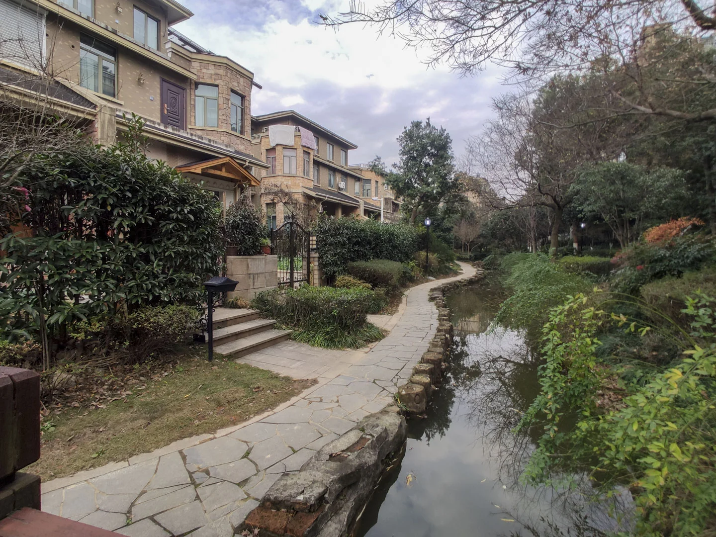 Flourish Garden - Photo 4