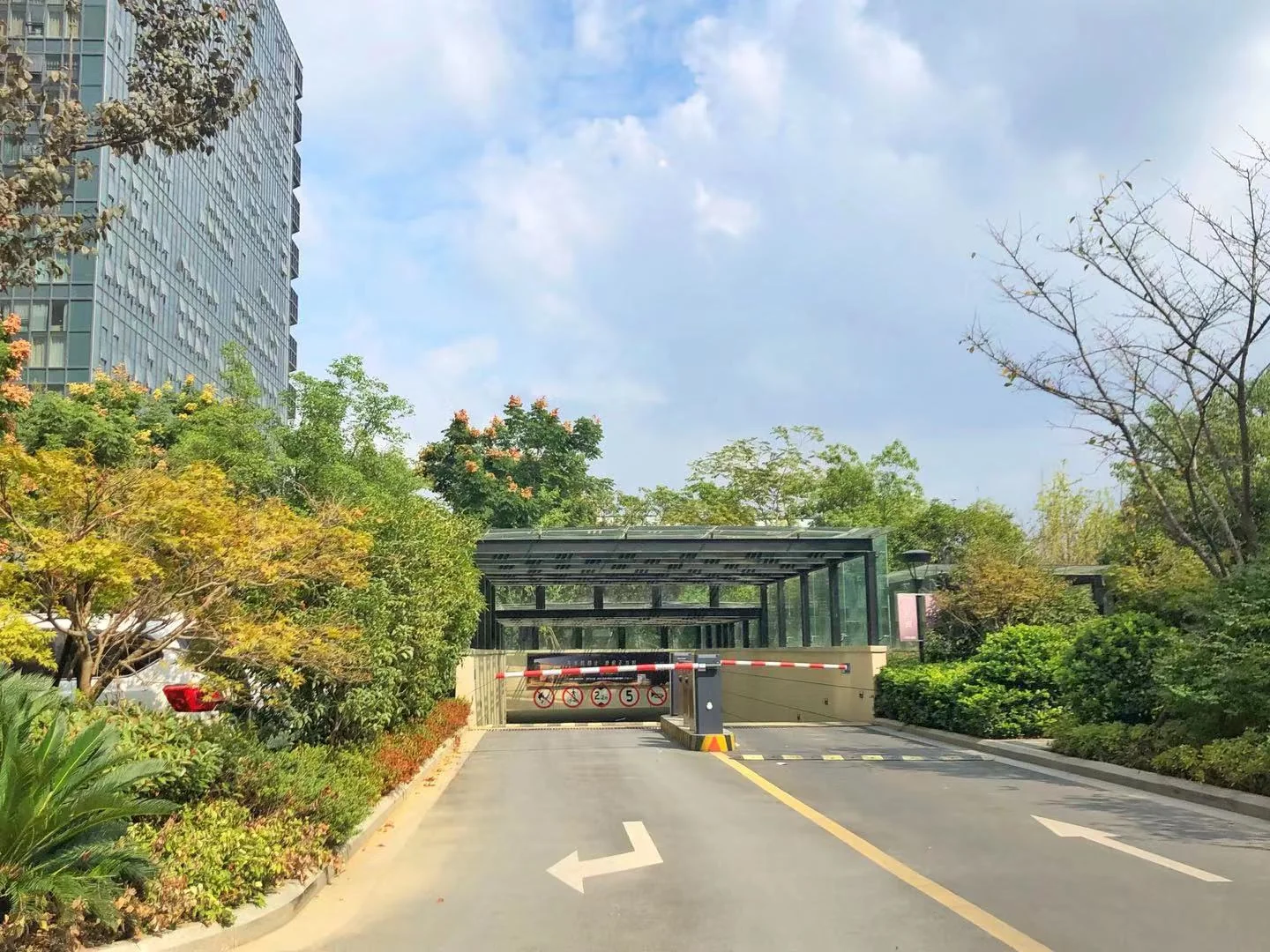 Ba Fang City - Photo 12