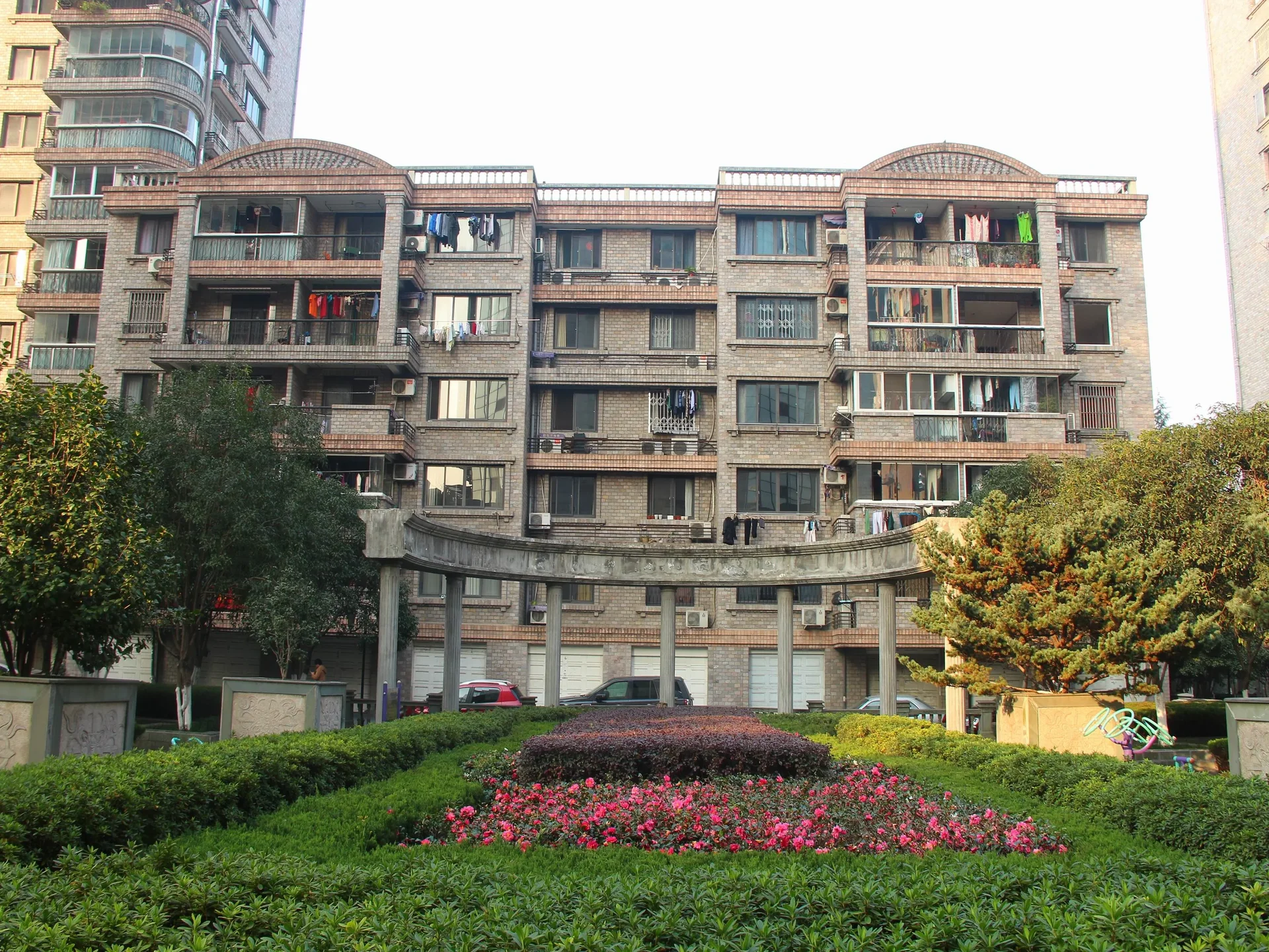 Zhong Rong City Garden  - Photo 13