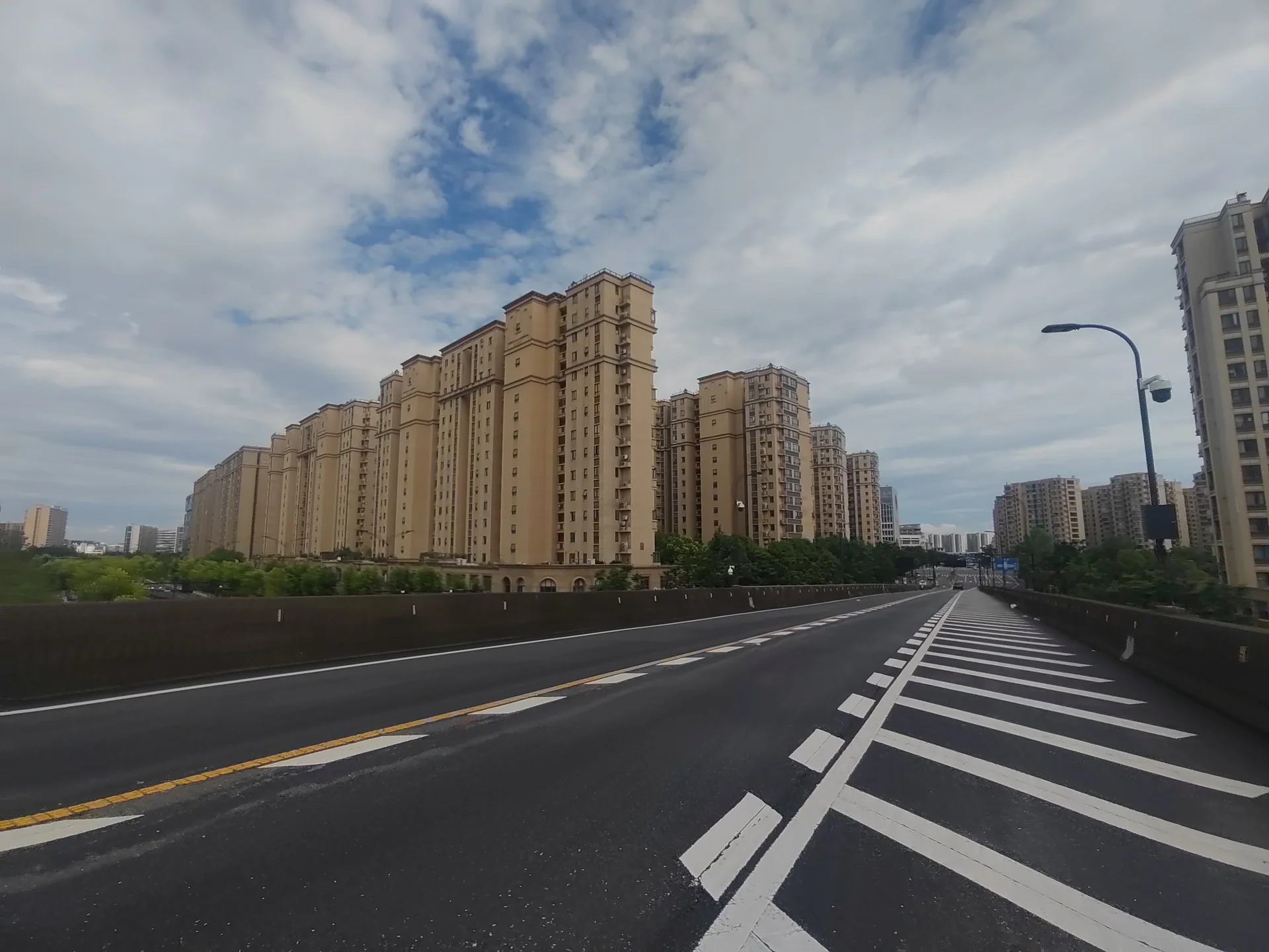 Shimao East No.1 (Maoyue Mansion) - Photo 2