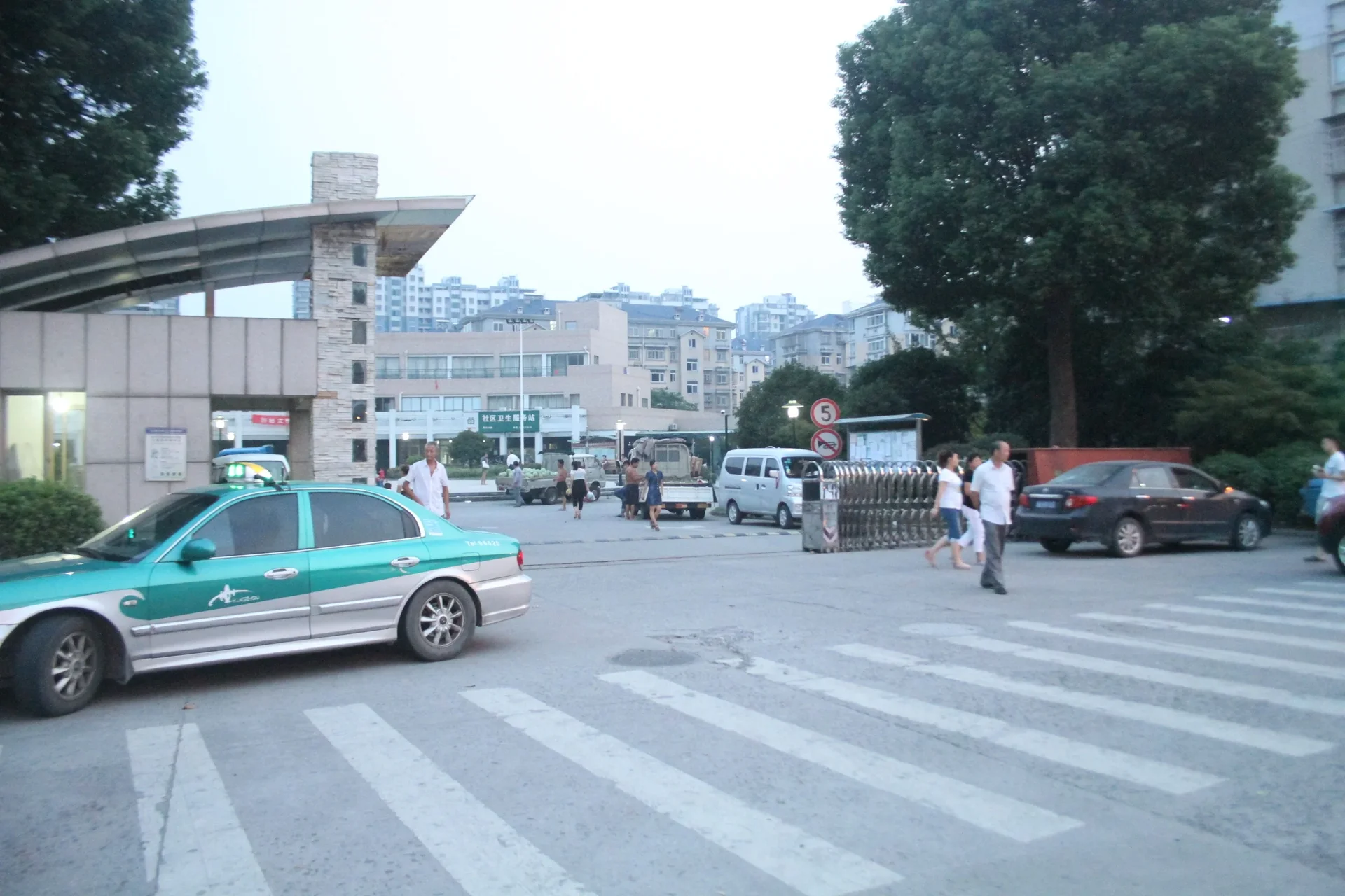 Yingchun Garden - Photo 21