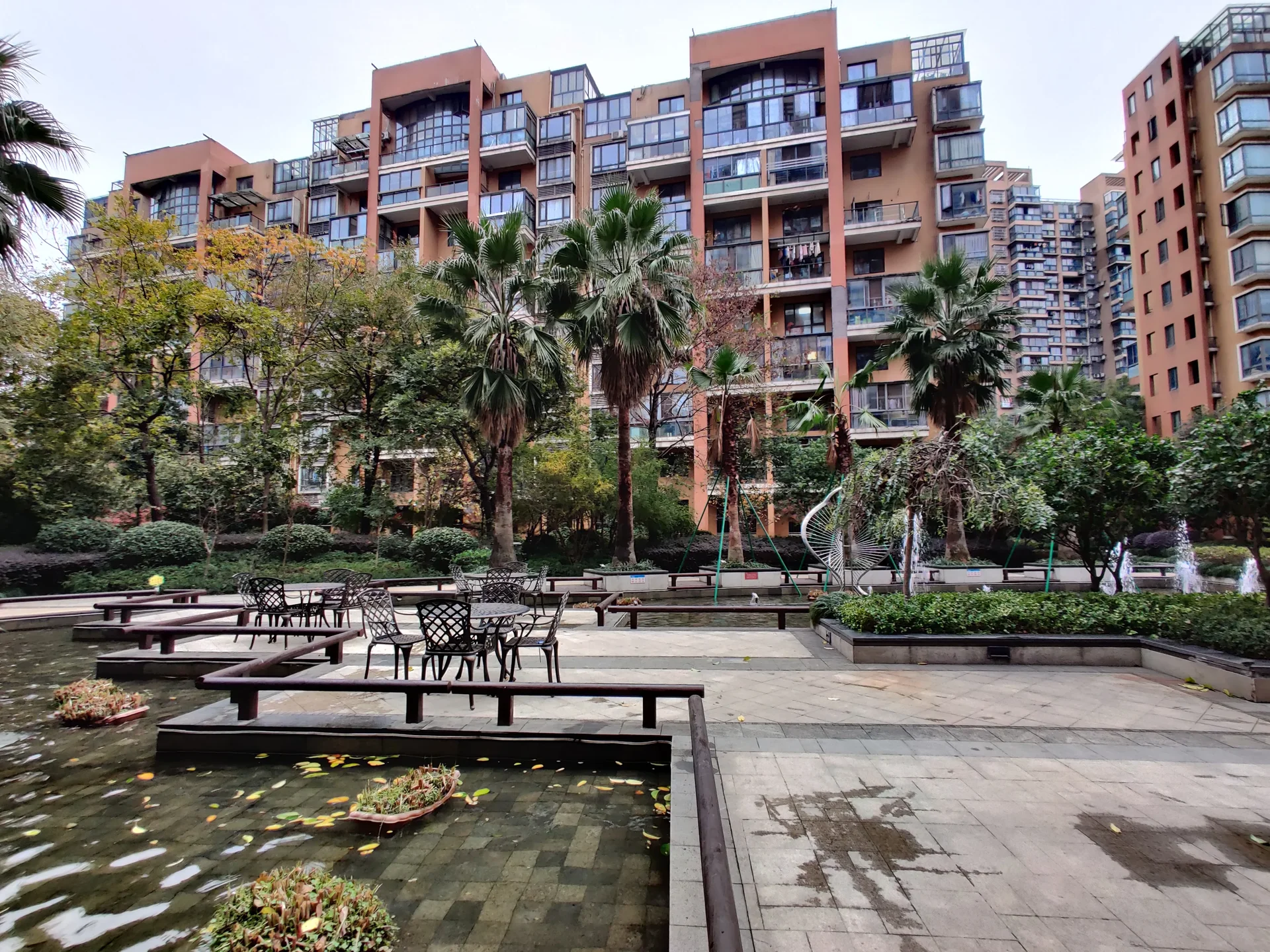 Oak Garden - Photo 2