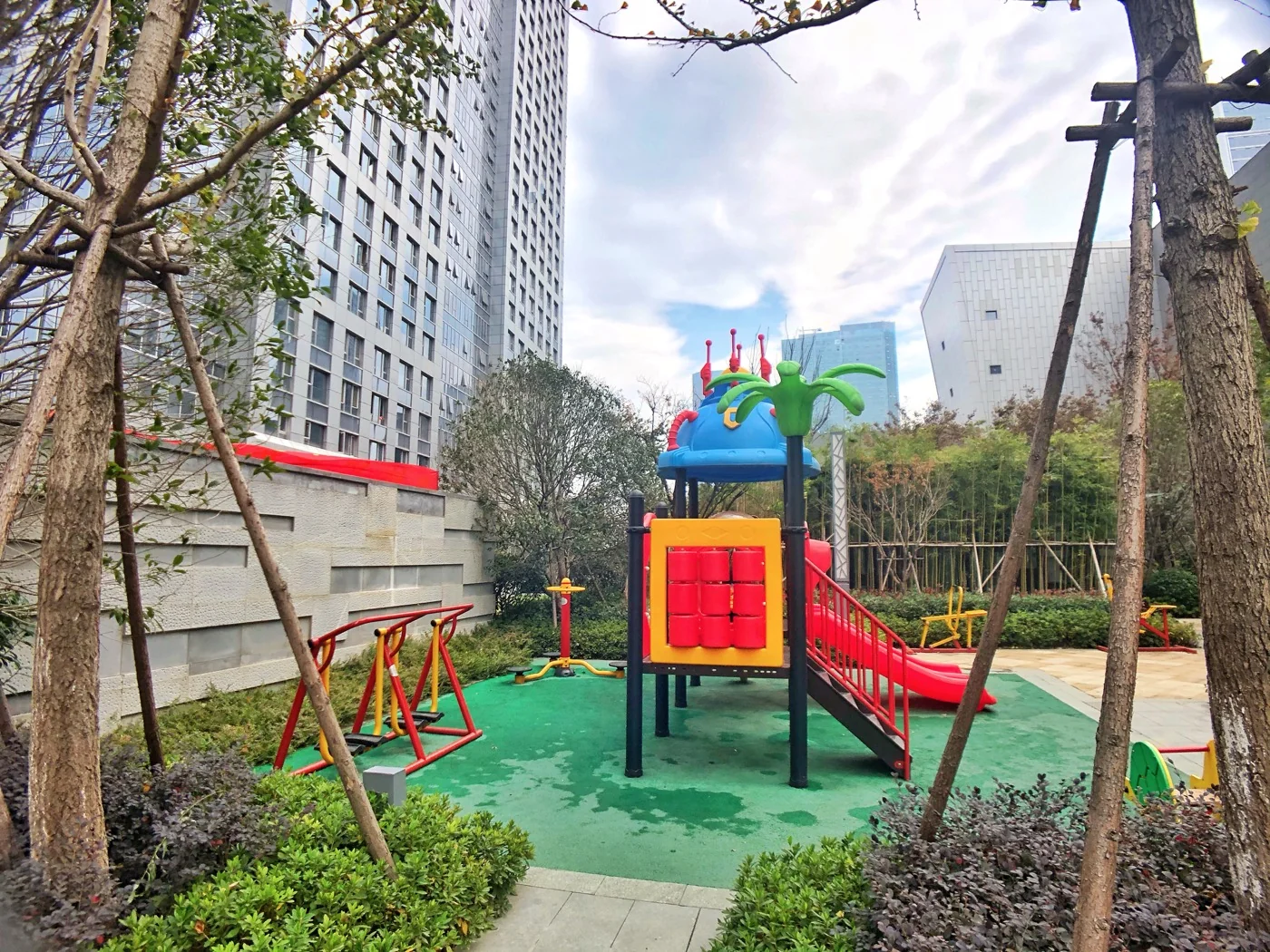 Aux Future City - Photo 6