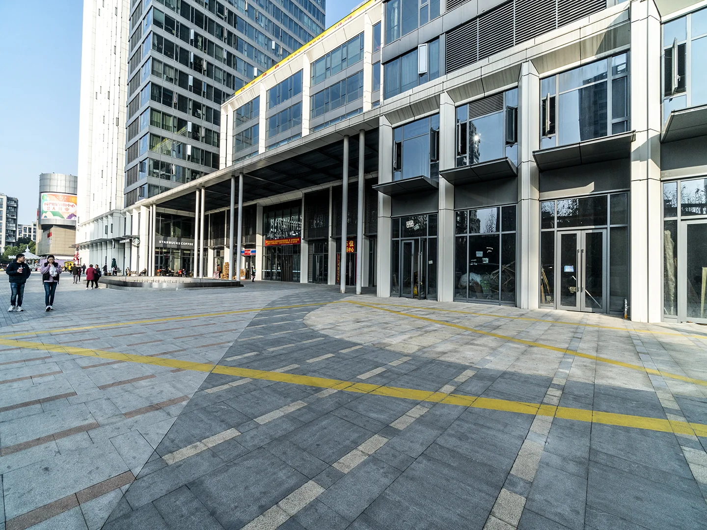 Canal Manor - Photo 4