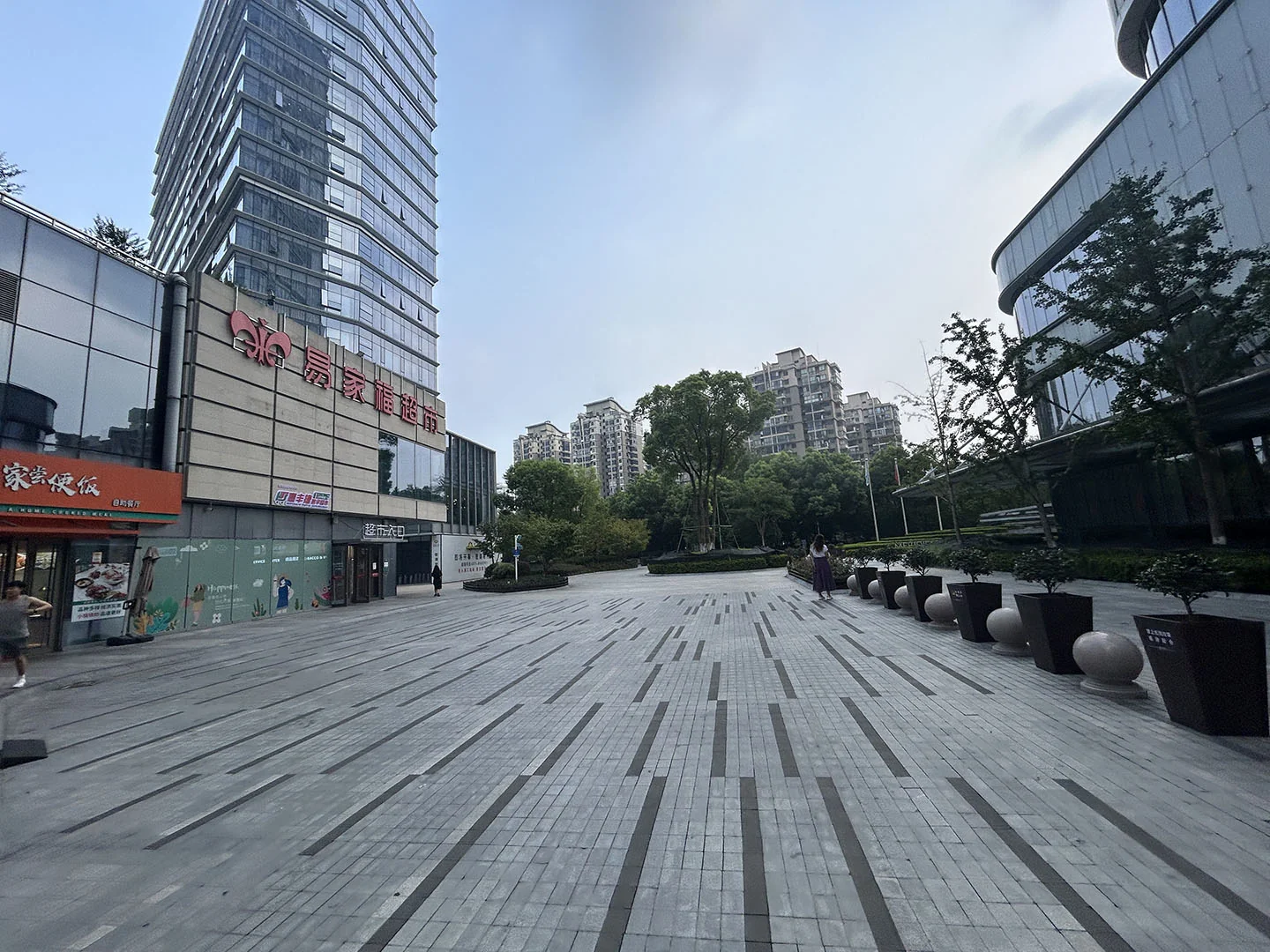 Above The West Lake - Photo 1