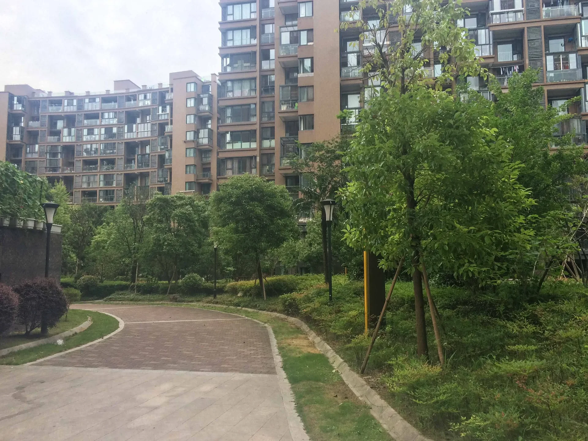 Cloud Mansion Linked Garden - Photo 2