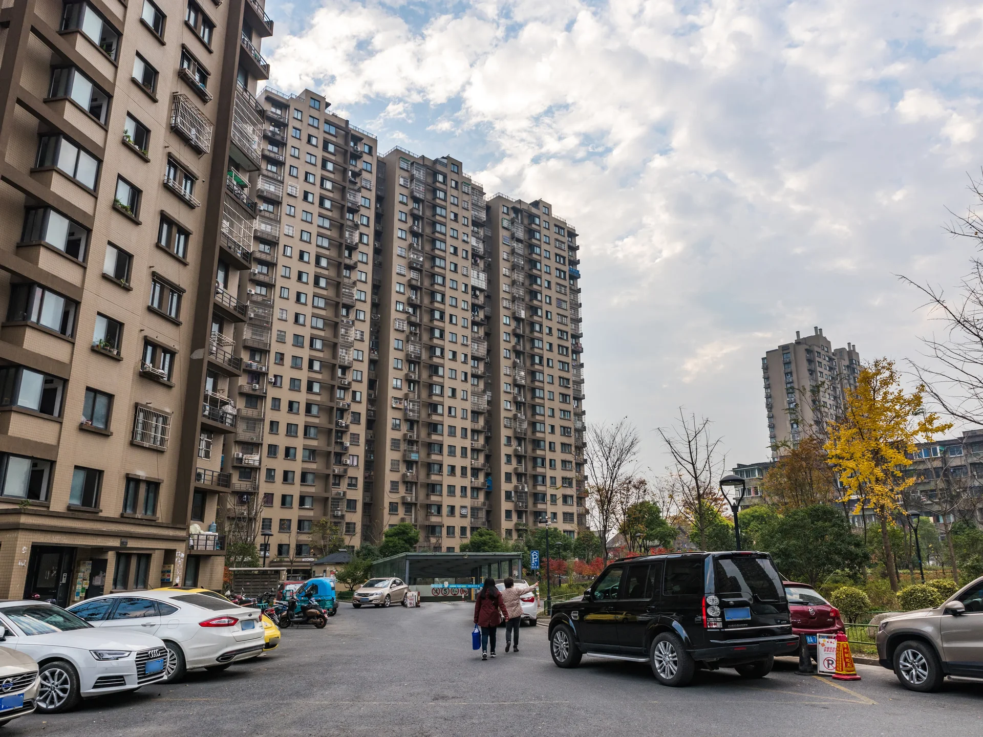 Riverview Garden No.1 - Photo 9