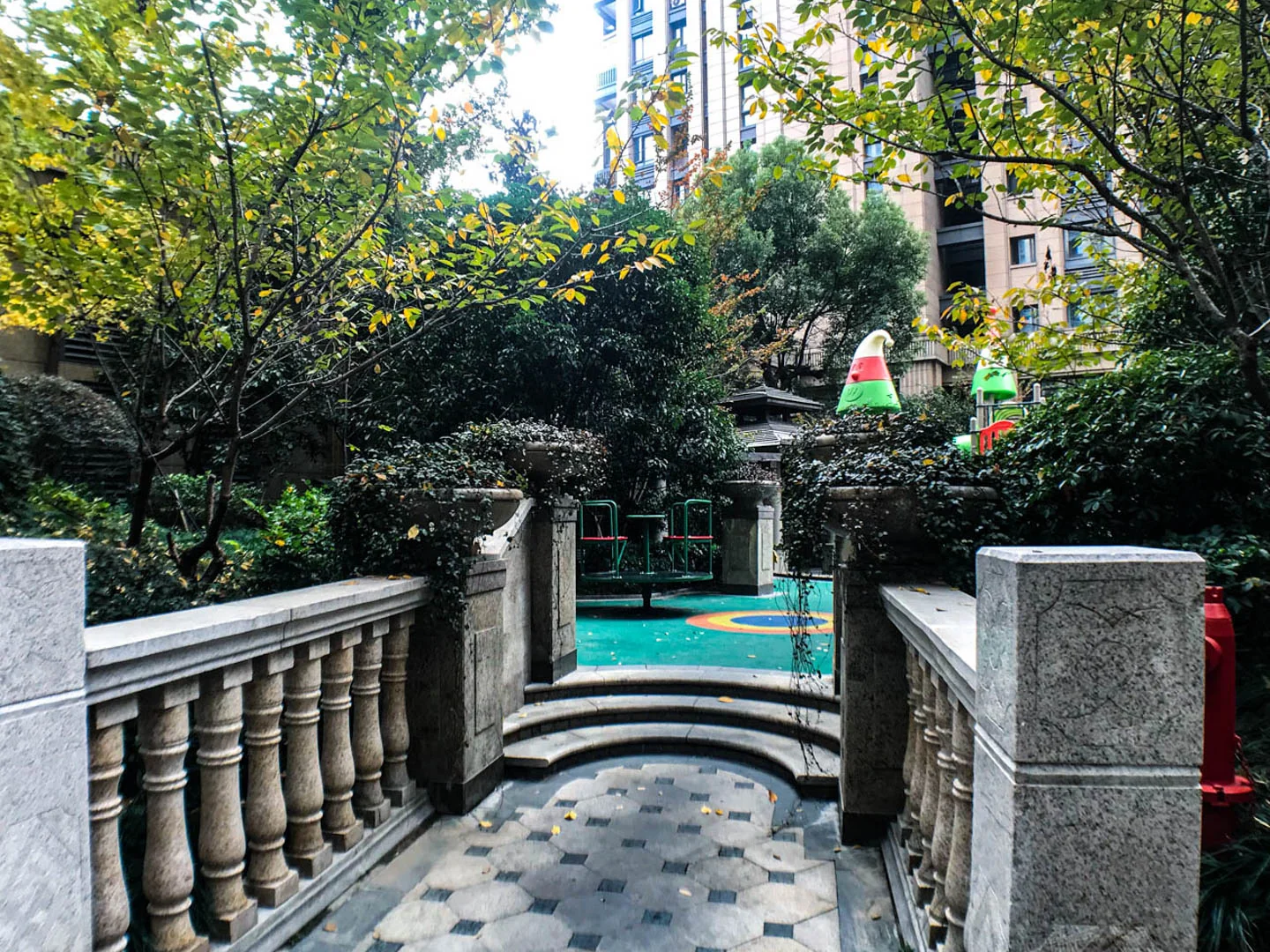 Lucky Peninsula - Photo 10