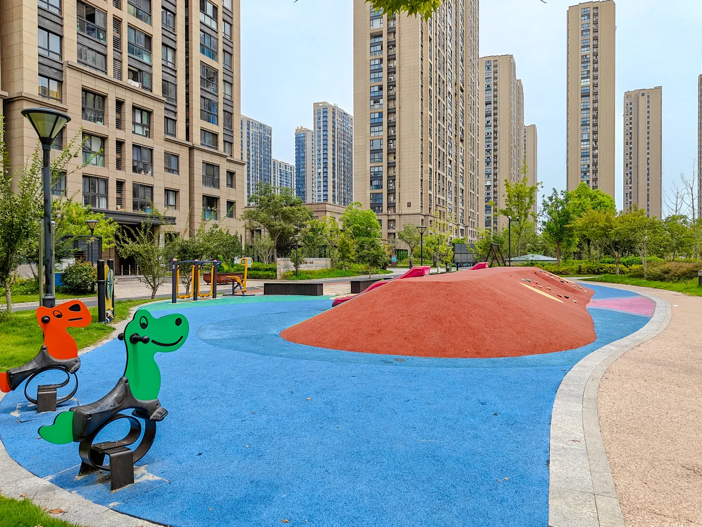 Pond Cove Manor - Photo 4