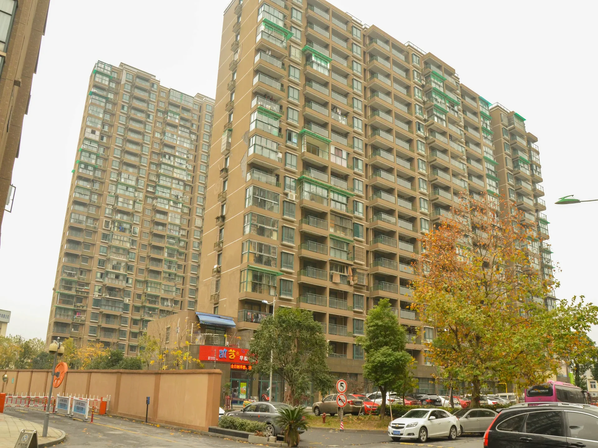 Huirong Apartment - Photo 5
