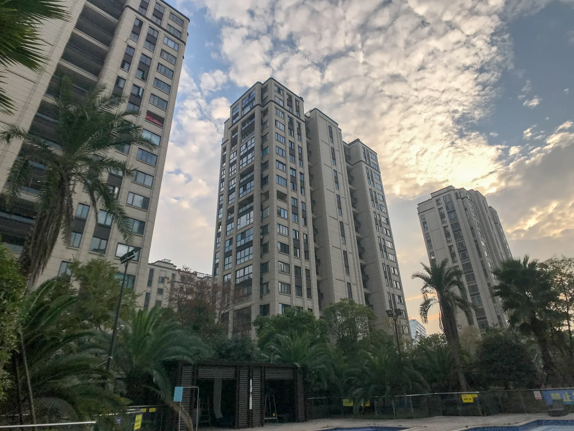 Qianjiang Mansion - Photo 16