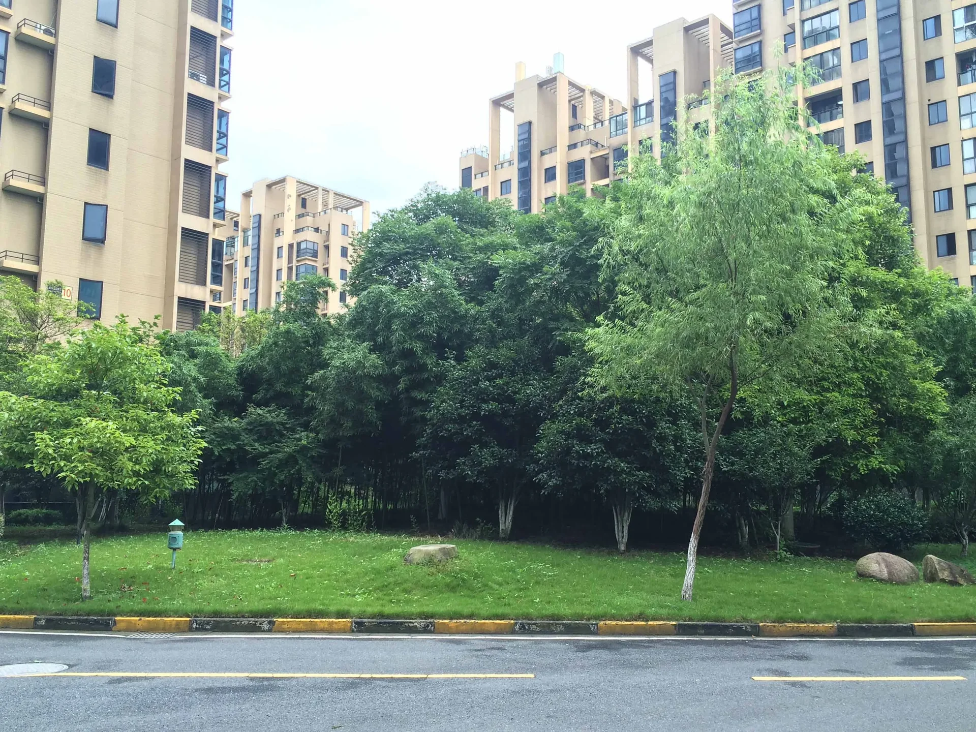 Riverside Harmony Garden - Photo 11