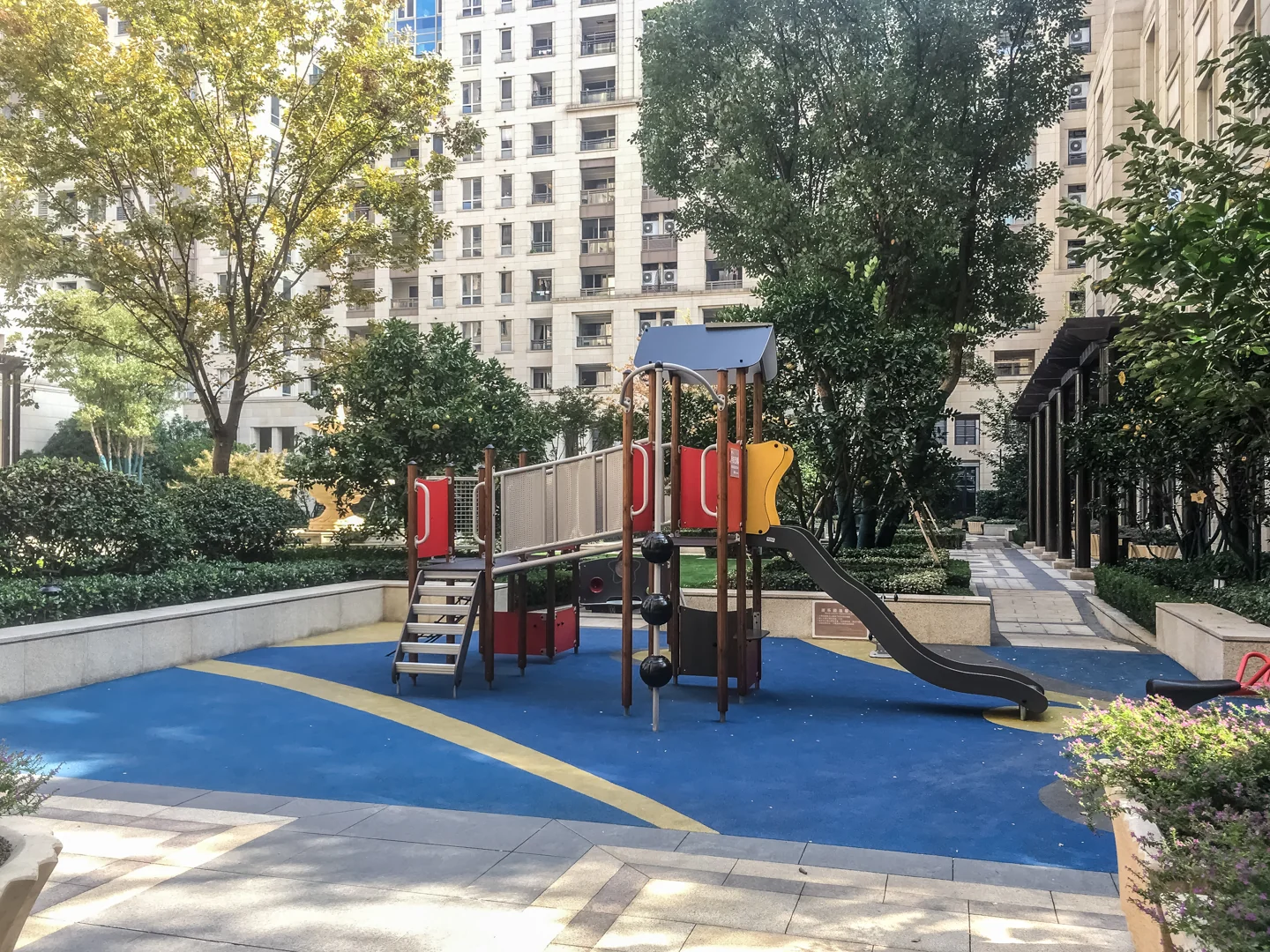 Metropolis - Photo 6