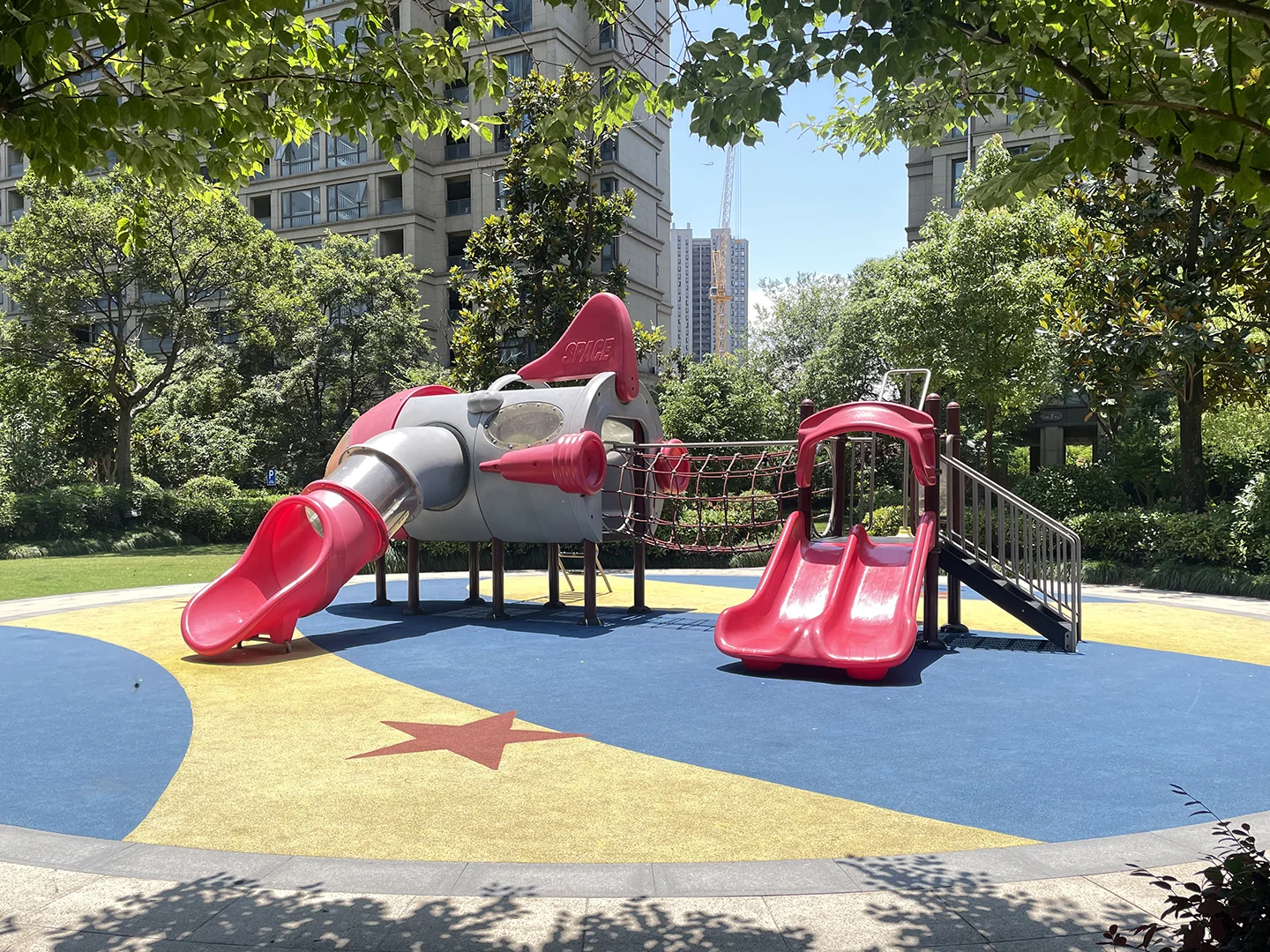 EastFloral Court - Photo 4