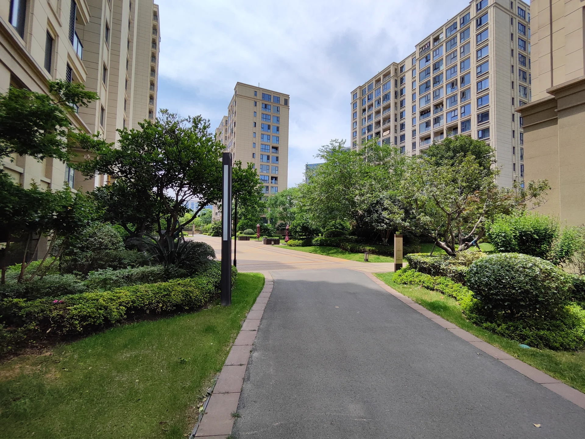 Cinda Donglai Mansion - Photo 10