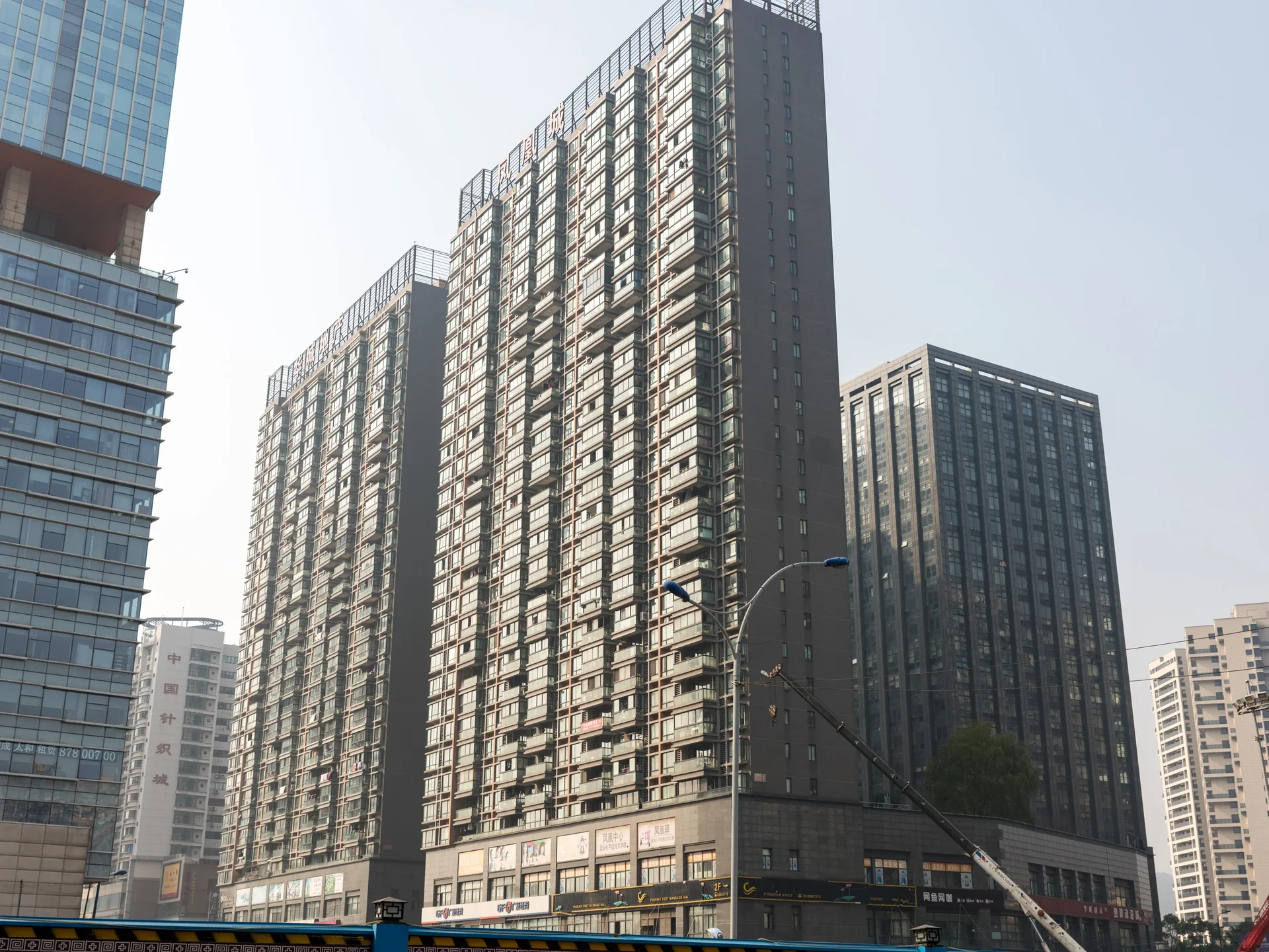  Phoenix City - Photo 4