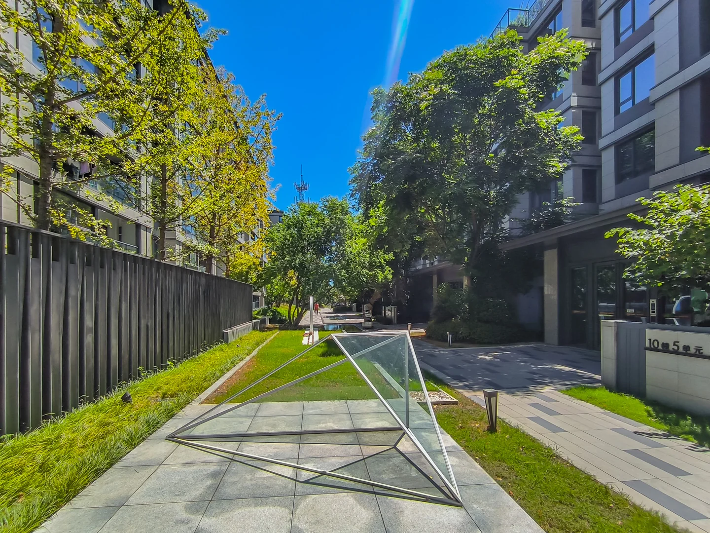 Vision Future Mansion - Photo 16