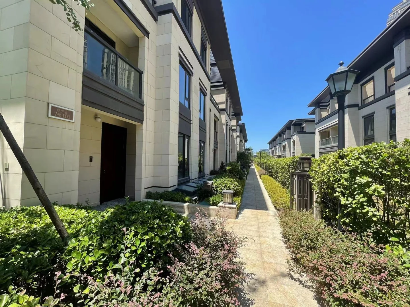 Glorious Garden - Photo 15