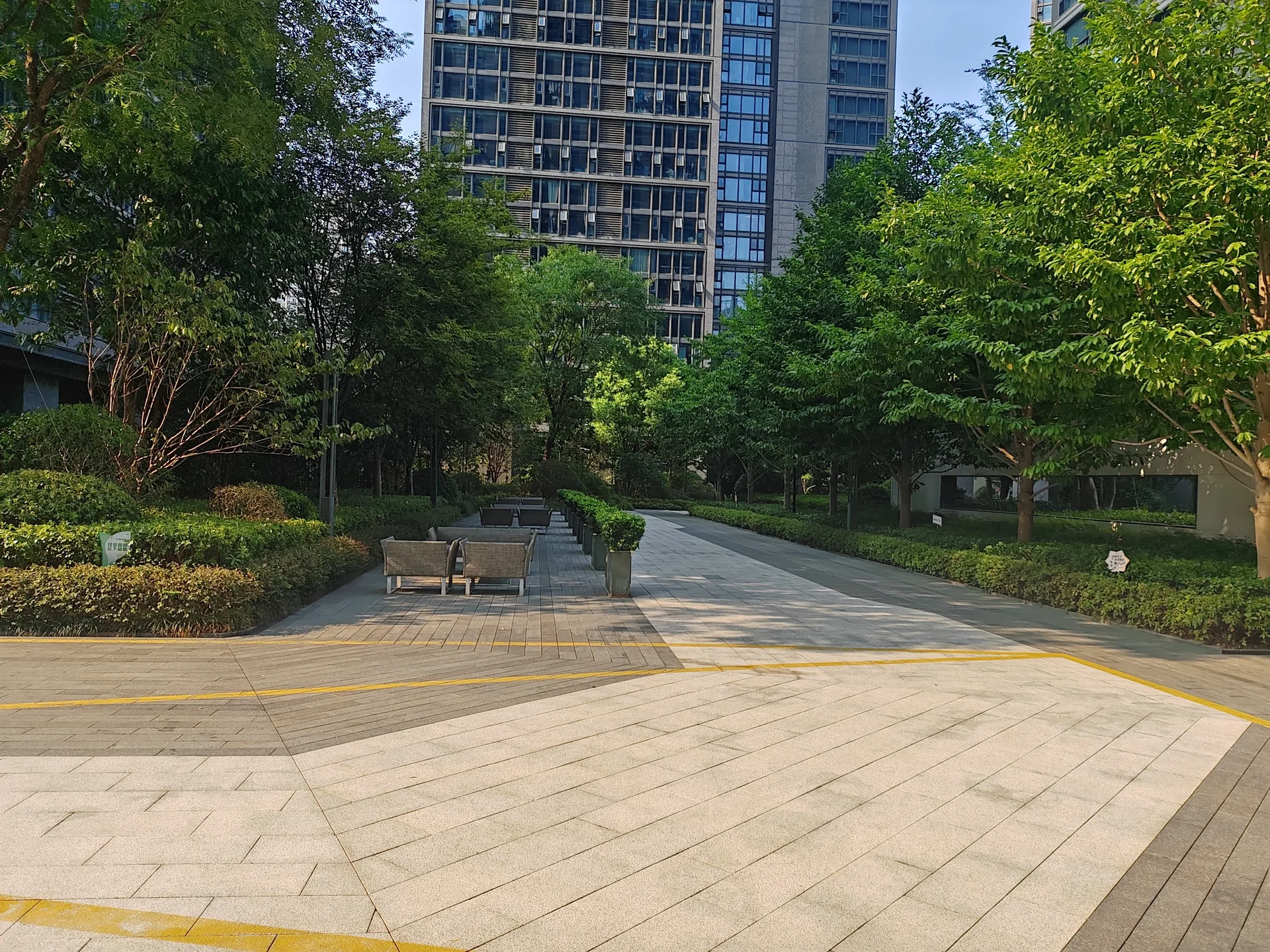 Metropolis Mansion  - Photo 5