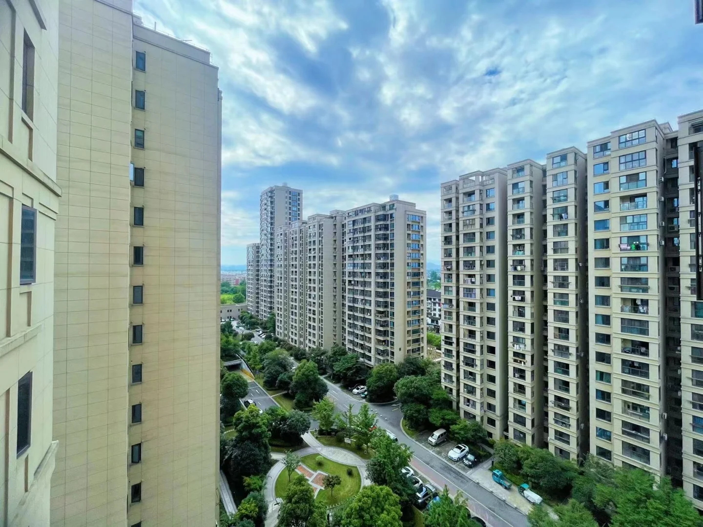 Future Mansion - Photo 9