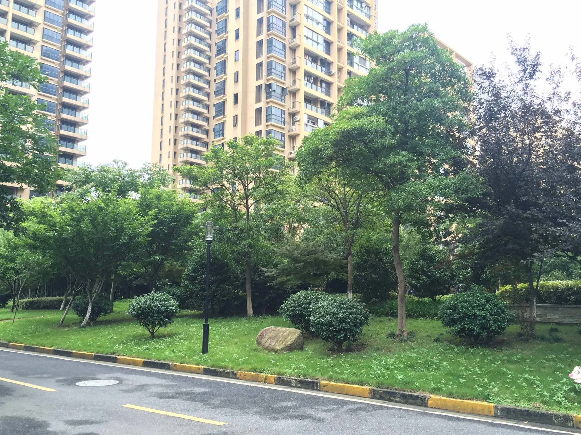 Riverside Harmony Garden - Photo 12