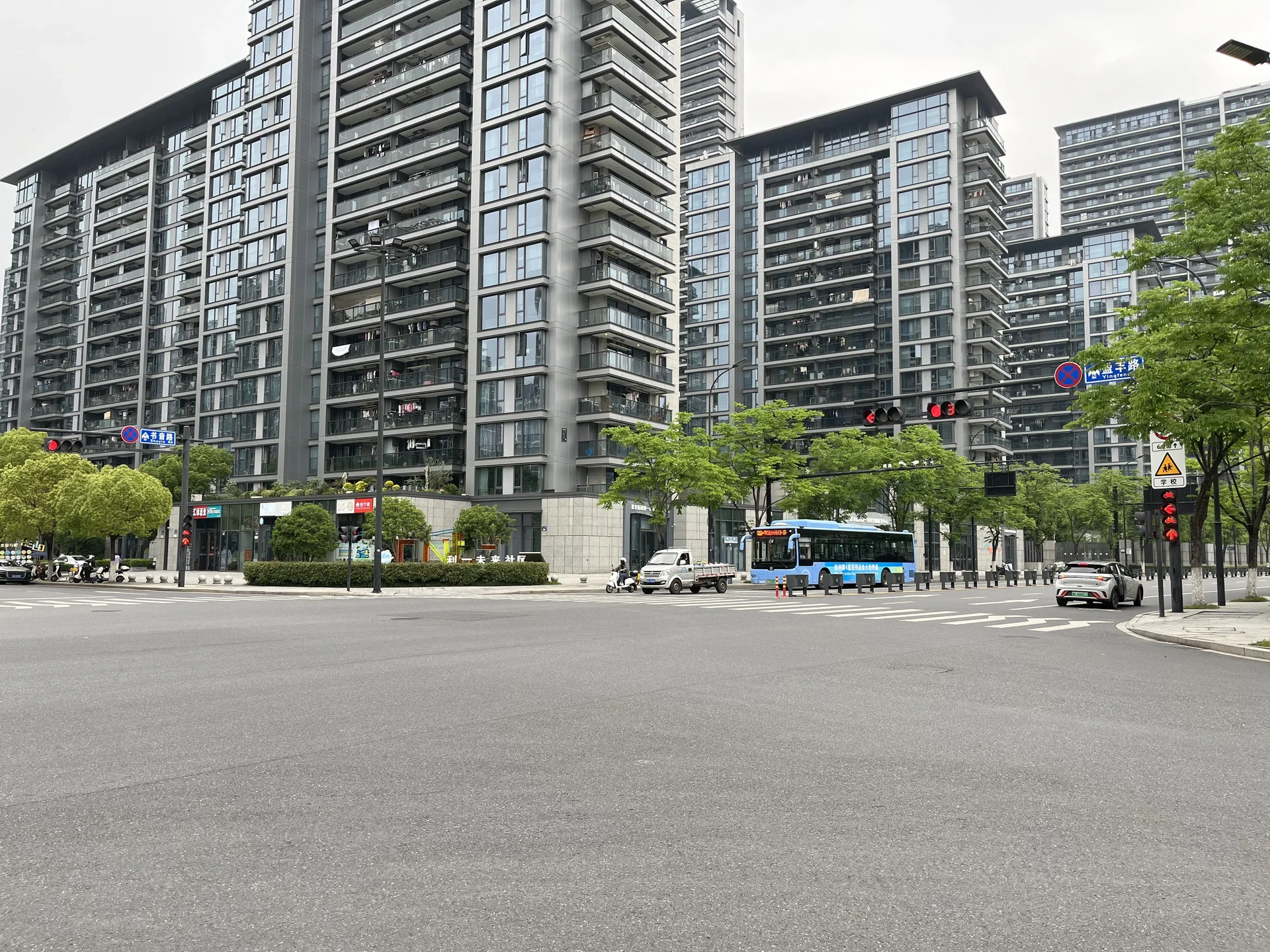 Magnetic Capital - Photo 3