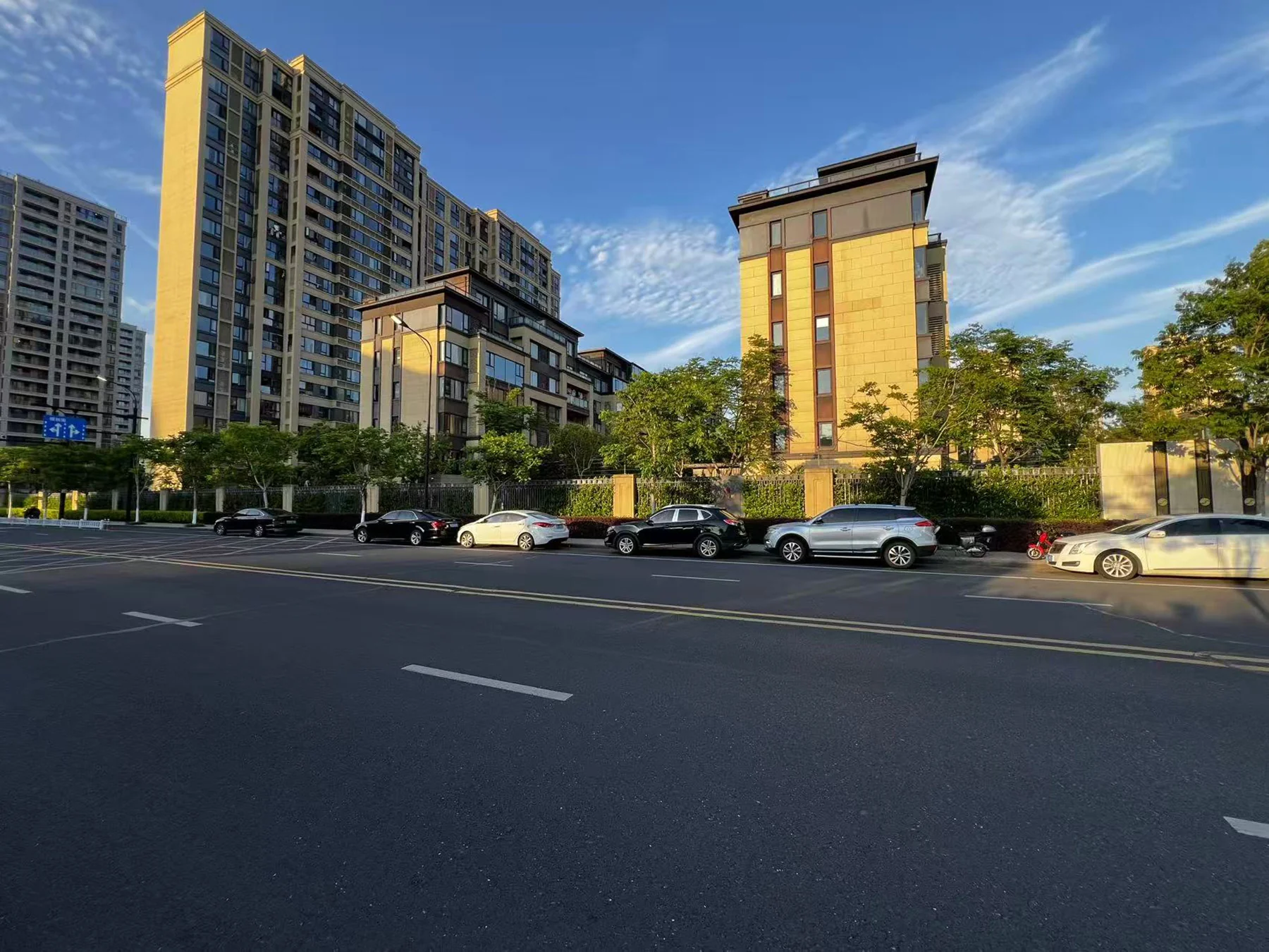 Scholar's Manor - Photo 3