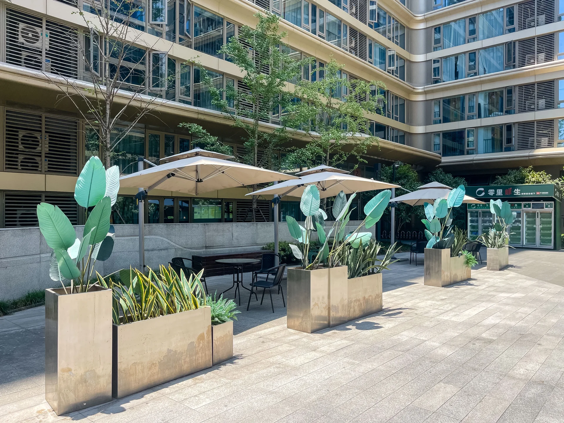 Metropolis Mansion - Photo 12