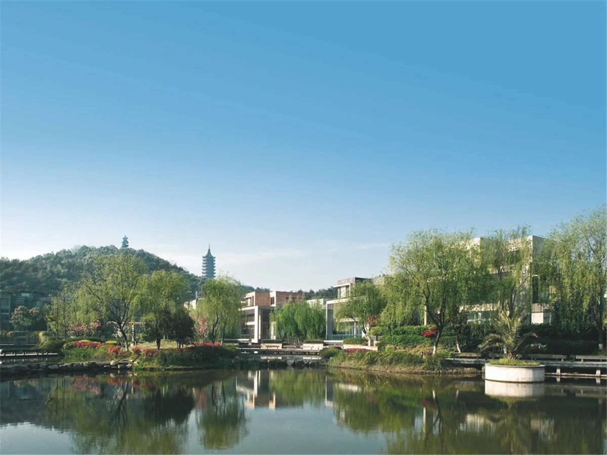 South Bank - Photo 25