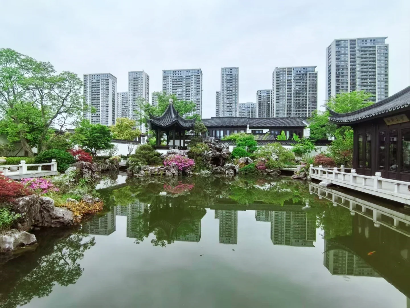 South Lake Moon  - Photo 22