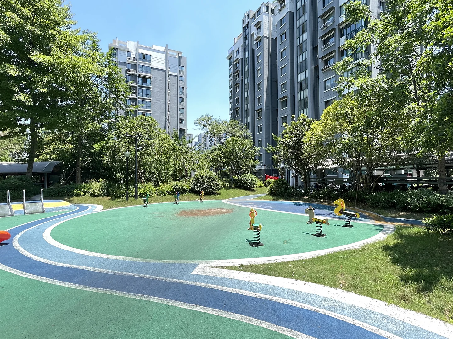 YC South Garden - Photo 19