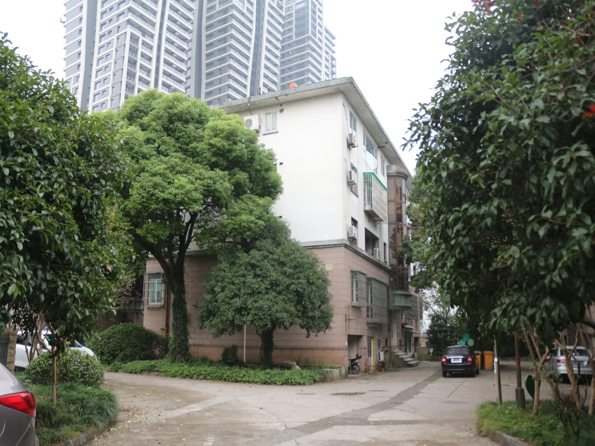 Zhijiang Garden - Photo 16