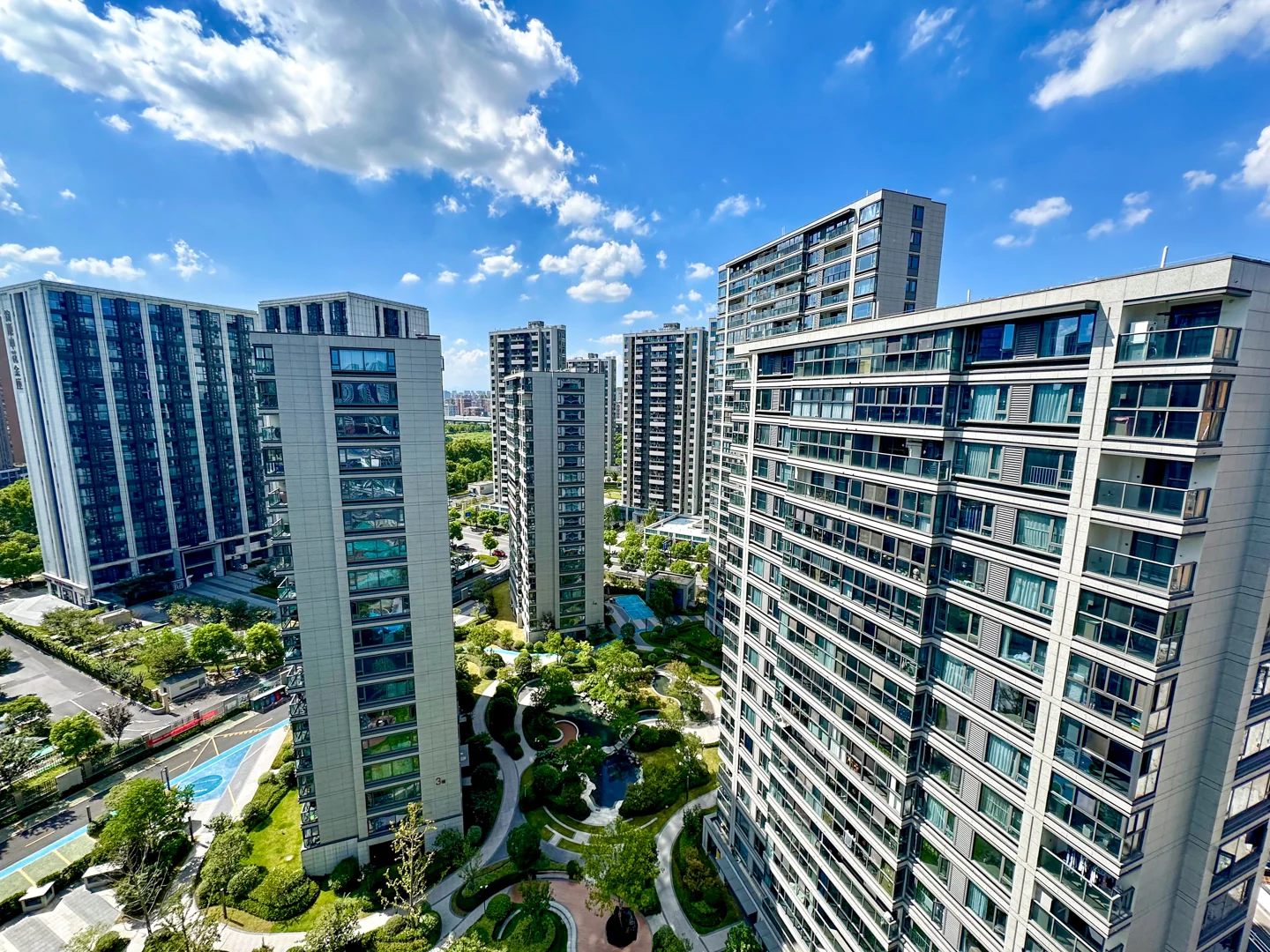 Hangning Mansion - Photo 3