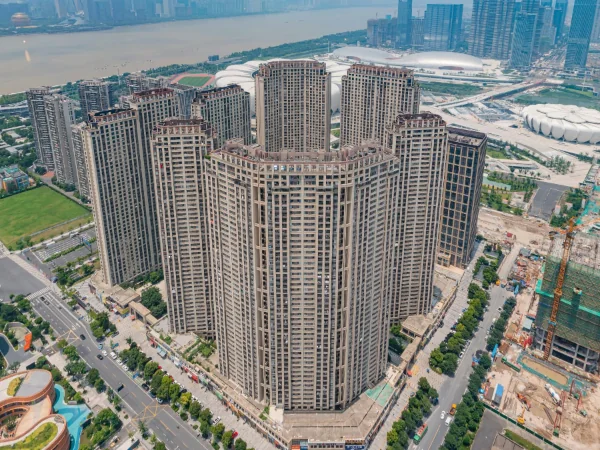 Glorious City - Photo 1